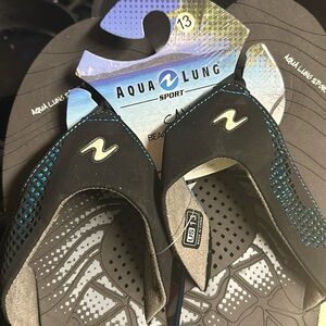Aqua Lung Sandals Size 13 Sport Cay Flip Flops Beach Divers Suede Uppers…